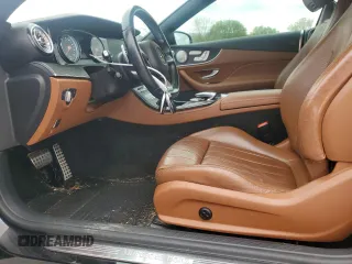 2018 Mercedes-Benz E 400 z VIN WDD1K6FB7JF053907, wystawiony jako Copart lot #49789705 z przebiegiem 67 807 mil mil oraz Czysty tytuł • Clean title. Historia ofert i sprzedaży dostępna na DreamBid. Obrazek 7.