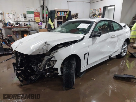 2015 BMW 4 Series 428i xDrive z VIN WBA3N9C52FK246245, wystawiony jako IAAI lot #41650714 z przebiegiem 142 776 mil mil oraz . Historia ofert i sprzedaży dostępna na DreamBid. Obrazek 18.