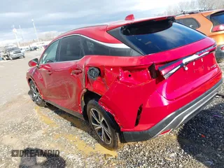 2024 Lexus RX 350h z VIN 2T2BBMCA9RC035892, wystawiony jako IAAI lot #40589872 z przebiegiem 8 434 mil mil oraz . Historia ofert i sprzedaży dostępna na DreamBid. Obrazek 3.