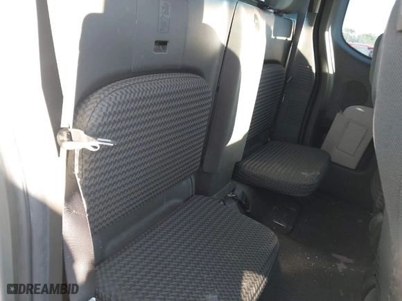2005 Nissan Frontier 2WD Nismo with VIN 1N6AD06U95C407580, listed as a IAAI auction lot 41846682 with 162,647 mi miles. Bid and sale history available at carsss.com. Image 8.