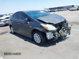 2013 Toyota Prius с VIN JTDKN3DPXD3048211, выставлен на аукционе IAAI как лот 41623928 с пробегом Не указан миль и . История ставок и продаж доступна на DreamBid. Изображение 1.