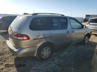 2001 Toyota Sienna LE with VIN 4T3ZF13C91U325132, listed as a Copart auction lot 52821605 with 382,472 mi miles and Salvage Title. Bid and sale history available at carsss.com. Image 3.