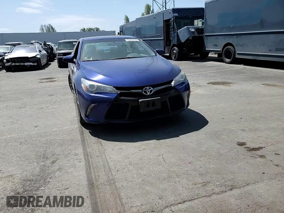 2016 Toyota Camry XLE with VIN 4T1BF1FK9GU572057, listed as a Copart auction lot 53494755 with 31,423 mi miles and Salvage Title. Bid and sale history available at carsss.com. Image 10.