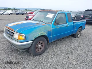 1993 Ford Ranger STX z VIN 1FTCR14U5PPA15200, wystawiony jako IAAI lot #42266766 z przebiegiem 68 129 mil mil oraz . Historia ofert i sprzedaży dostępna na DreamBid. Obrazek 2.