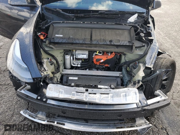 2024 Tesla Model Y Long Range z VIN 7SAYGDEE4RA229466, wystawiony jako Copart lot #45163325 z przebiegiem 13 748 mil mil oraz Szkoda całkowita • Salvage title. Historia ofert i sprzedaży dostępna na DreamBid. Obrazek 13.