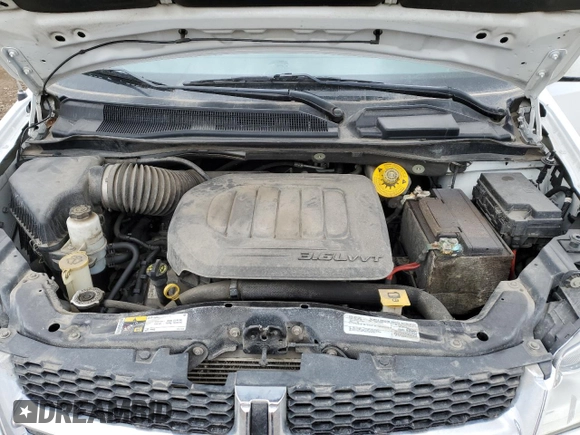 2019 Dodge Grand Caravan SE with VIN 2C4RDGBG3KR728242, listed as a Copart auction lot 49245185 with 189,653 mi miles and Salvage Title. Bid and sale history available at DreamBid. Image 12.