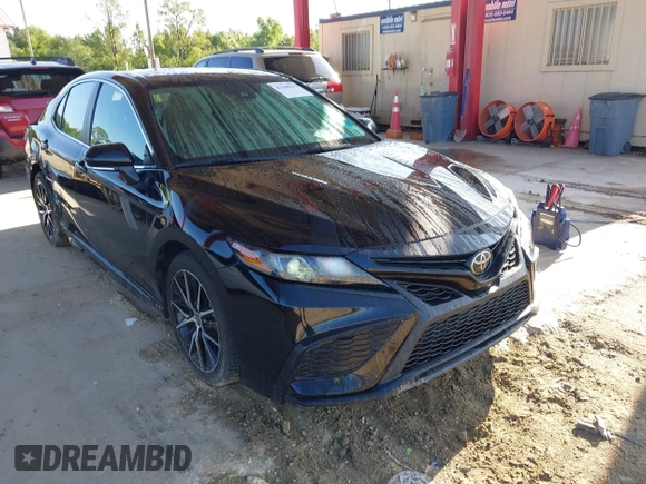 2023 Toyota Camry SE z VIN 4T1G11AKXPU747251, wystawiony jako IAAI lot #42388819 z przebiegiem 39 542 mil mil oraz . Historia ofert i sprzedaży dostępna na DreamBid. Obrazek 1.