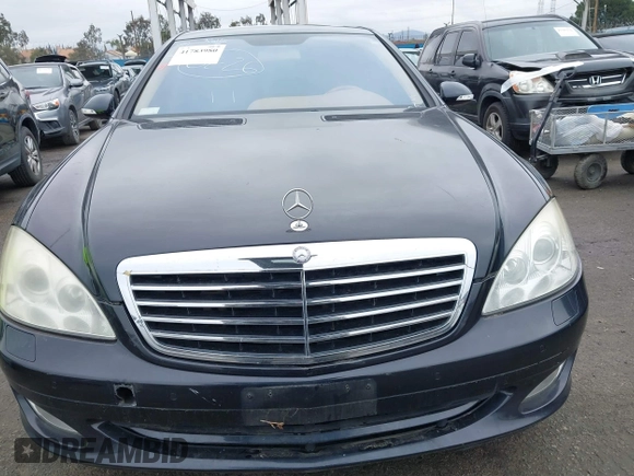 2008 Mercedes-Benz S 550 with VIN WDDNG86X98A240227, listed as a IAAI auction lot 41783980 with 155,929 mi miles and . Bid and sale history available at DreamBid. Image 12.