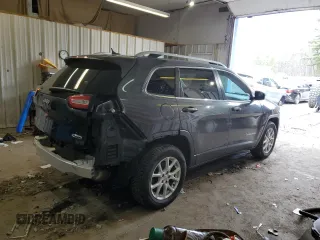 2015 Jeep Cherokee Latitude z VIN 1C4PJMCB1FW630468, wystawiony jako Copart lot #53066305 z przebiegiem 103 260 mil mil oraz Szkoda całkowita • Salvage title. Historia ofert i sprzedaży dostępna na DreamBid. Obrazek 3.
