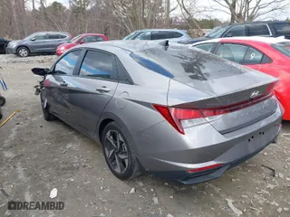 2023 Hyundai Elantra SEL with VIN KMHLS4AG1PU568606, listed as a IAAI auction lot 41397658 with 31,950 mi miles. Bid and sale history available at carsss.com. Image 3.