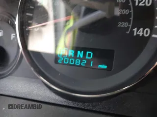 2007 Jeep Grand Cherokee Laredo with VIN 1J8HR48P77C570936, listed as a IAAI auction lot 41945531 with 200,821 mi miles. Bid and sale history available at carsss.com. Image 15.