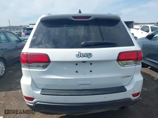 2021 Jeep Grand Cherokee Laredo X with VIN 1C4RJEAG2MC605574, listed as a IAAI auction lot 41642362 with 104,066 mi miles. Bid and sale history available at carsss.com. Image 17.