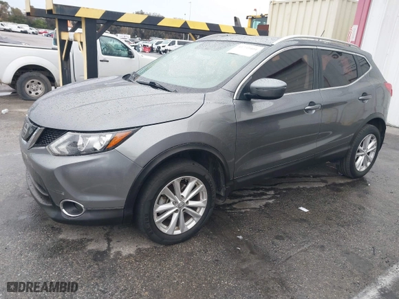 2018 Nissan Rogue Sport S with VIN JN1BJ1CP8JW193830, listed as a IAAI auction lot 41733404 with 80,887 mi miles. Bid and sale history available at carsss.com. Image 2.