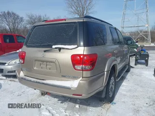 2006 Toyota Sequoia SR5 with VIN 5TDBT44A06S260270, listed as a IAAI auction lot 41610989 with 217,526 mi miles and . Bid and sale history available at DreamBid. Image 4.