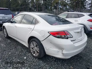 2009 Mazda 6 i Touring with VIN 1YVHP82A195M01537, listed as a IAAI auction lot 41471542 with 180,175 mi miles and . Bid and sale history available at carsss.com. Image 3.