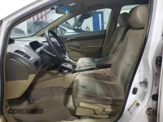 2006 Honda Civic LX z VIN 1HGFA16556L113760, wystawiony jako Copart lot #58132265 z przebiegiem 193 592 mil mil oraz Szkoda całkowita • Salvage title. Historia ofert i sprzedaży dostępna na DreamBid. Obrazek 7.