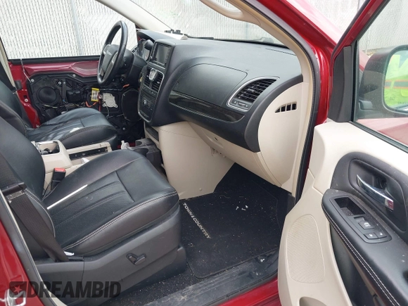 2014 Chrysler Town & Country Touring L with VIN 2C4RC1CGXER307492, listed as a IAAI auction lot 42021290 with 98,845 mi miles and . Bid and sale history available at carsss.com. Image 5.