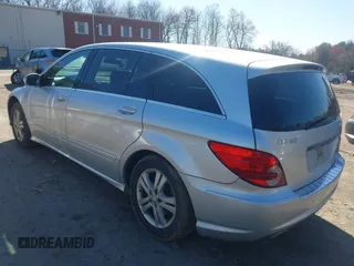 2009 Mercedes-Benz R 3.5L with VIN 4JGCB65E19A098277, listed as a IAAI auction lot 41999758 with 148,573 mi miles and . Bid and sale history available at DreamBid. Image 3.