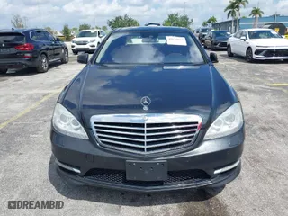 2012 Mercedes-Benz S-Class S 550 with VIN WDDNG9EB6CA432600, listed as a IAAI auction lot 41932873 with 98,117 mi miles. Bid and sale history available at carsss.com. Image 6.