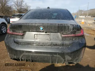 2024 BMW 3 Series M340i xDrive with VIN 3MW49FF03R8E03567, listed as a Copart auction lot 44001675 with 5,988 mi miles and Salvage Title. Bid and sale history available at carsss.com. Image 6.