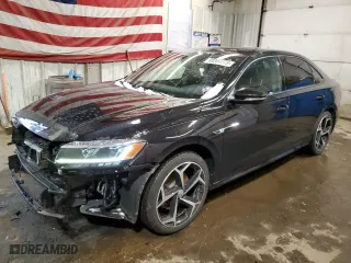 2021 Volkswagen Passat 2.0T R-Line with VIN 1VWMA7A36MC015992, listed as a Copart auction lot 88204775 with 44,852 mi miles and Salvage Title. Bid and sale history available at carsss.com. Image 1.