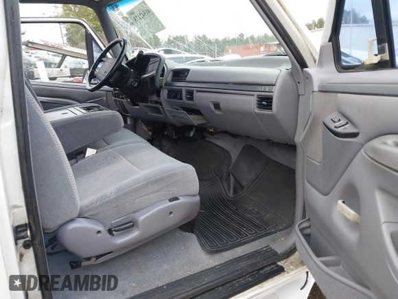 1995 Ford F-150 with VIN 1FTEX15N6SKB95945, listed as a IAAI auction lot 41542178 with 1 mi miles. Bid and sale history available at carsss.com. Image 5.