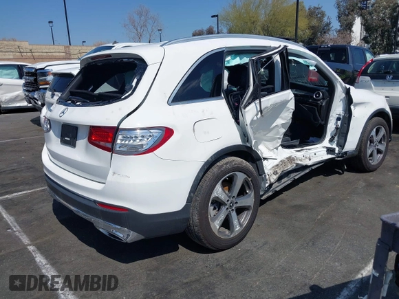 2018 Mercedes-Benz GLC 300 z VIN WDC0G4JB8JV113549, wystawiony jako IAAI lot #41801237 z przebiegiem Nie podano mil oraz . Historia ofert i sprzedaży dostępna na DreamBid. Obrazek 4.