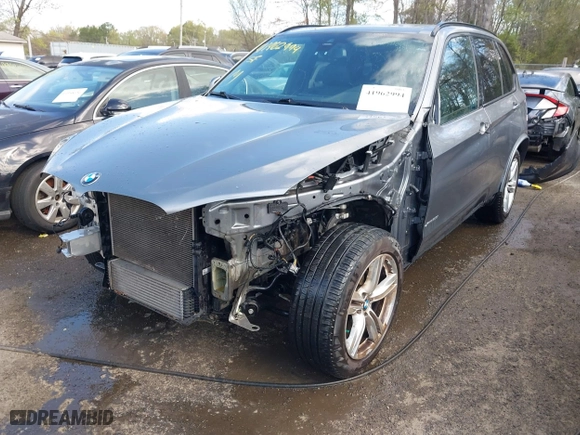 2016 BMW X5 xDrive35i with VIN 5UXKR0C58G0U08468, listed as a IAAI auction lot 41962994 with 80,281 mi miles. Bid and sale history available at carsss.com. Image 6.