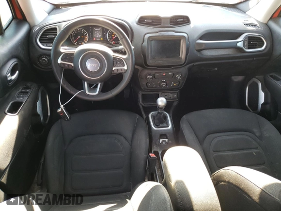 2018 Jeep Renegade Latitude with VIN ZACCJABH1JPH71260, listed as a Copart auction lot 68535514 with 33,651 mi miles and Salvage title. Bid and sale history available at DreamBid. Image 8.