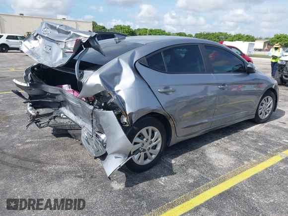 2017 Hyundai Elantra SE z VIN 5NPD74LF6HH126348, wystawiony jako IAAI lot #42362683 z przebiegiem 165 431 mil mil oraz . Historia ofert i sprzedaży dostępna na DreamBid. Obrazek 4.