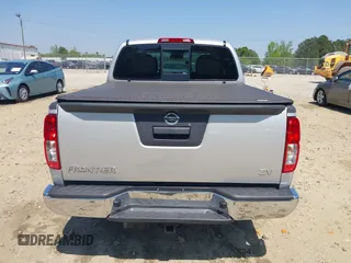 2019 Nissan Frontier SV z VIN 1N6AD0ER6KN727579, wystawiony jako IAAI lot #42067078 z przebiegiem 82 168 mil mil oraz . Historia ofert i sprzedaży dostępna na DreamBid. Obrazek 16.