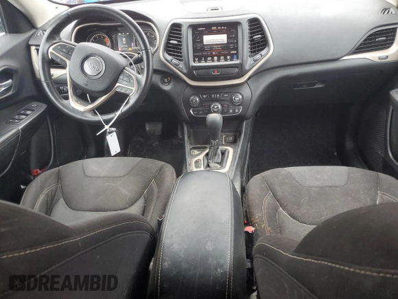 2016 Jeep Cherokee Latitude with VIN 1C4PJLCS1GW247965, listed as a Copart auction lot 80340364 with 114,182 mi miles and Salvage Title. Bid and sale history available at carsss.com. Image 8.