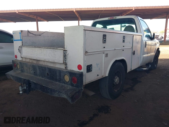 2004 Ford F-250 XL with VIN 1FTNF20L64EC73236, listed as a IAAI auction lot 42517742 with Not provided miles and . Bid and sale history available at DreamBid. Image 4.