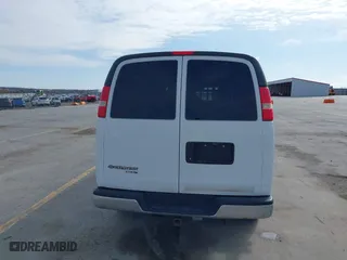 2013 Chevrolet Express Passenger 1LT with VIN 1GAZG1FA6D1191442, listed as a IAAI auction lot 41911629 with 122,796 mi miles. Bid and sale history available at carsss.com. Image 17.