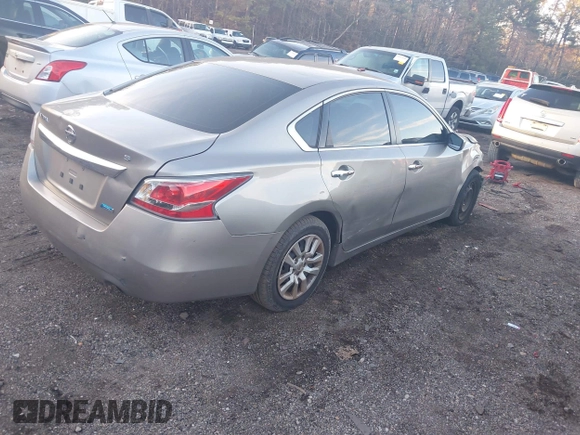 2014 Nissan Altima 2.5 S with VIN 1N4AL3AP2EC109838, listed as a IAAI auction lot 41079111 with 272,948 mi miles. Bid and sale history available at carsss.com. Image 4.