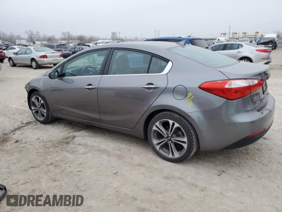 2016 Kia Forte EX z VIN KNAFX4A82G5522673, wystawiony jako Copart lot #86063904 z przebiegiem 85 576 mil mil oraz Szkoda całkowita • Salvage title. Historia ofert i sprzedaży dostępna na DreamBid. Obrazek 2.