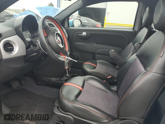 2015 FIAT 500e z VIN 3C3CFFGE3FT732686, wystawiony jako Copart lot #65449365 z przebiegiem 20 976 mil mil oraz Szkoda całkowita • Salvage title. Historia ofert i sprzedaży dostępna na DreamBid. Obrazek 7.