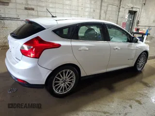 2014 Ford Focus Electric с VIN 1FADP3R4XEL353376, выставлен на аукционе Copart как лот 61689295 с пробегом 43 220 миль миль и Чистый • Clean title. История ставок и продаж доступна на DreamBid. Изображение 3.