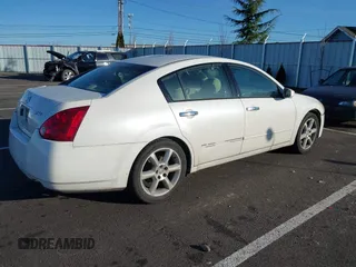 2006 Nissan Maxima 3.5 SE with VIN 1N4BA41E36C808735, listed as a IAAI auction lot 41698871 with 173,081 mi miles. Bid and sale history available at carsss.com. Image 4.