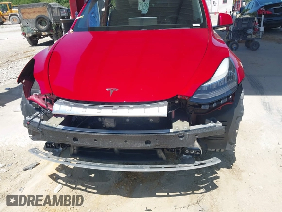 2020 Tesla Model Y Long Range with VIN 5YJYGDEE0LF029496, listed as a IAAI auction lot 41977695 with 47,958 mi miles and . Bid and sale history available at DreamBid. Image 17.