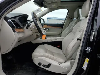 2021 Volvo XC90 Momentum with VIN YV4A221K2M1721945, listed as a Copart auction lot 85303154 with 58,539 mi miles and Salvage Title. Bid and sale history available at carsss.com. Image 7.