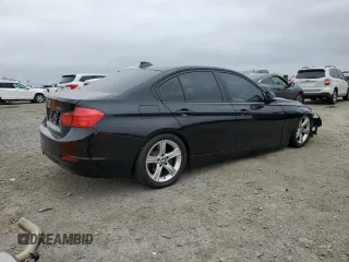 2013 BMW 3 Series 328i z VIN WBA3A5C57DJ461496, wystawiony jako Copart lot #58525465 z przebiegiem 140 808 mil mil oraz Szkoda całkowita • Salvage title. Historia ofert i sprzedaży dostępna na DreamBid. Obrazek 3.