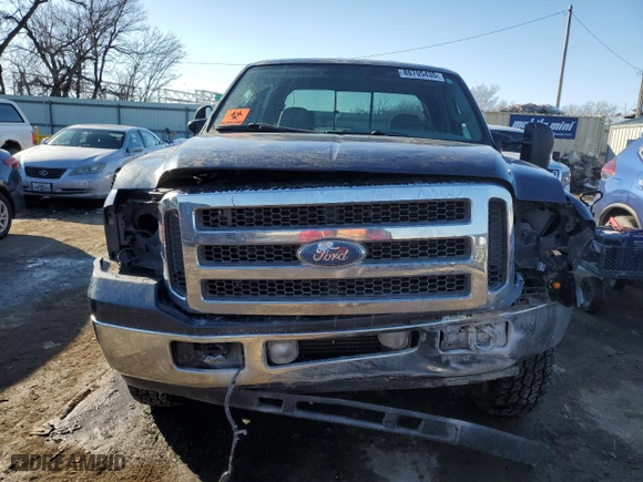 2004 Ford Super Duty F-350 SRW XL with VIN 1FTSW31P24EB17320, listed as a Copart auction lot 88705435 with 0 mi miles and Salvage Title. Bid and sale history available at carsss.com. Image 5.