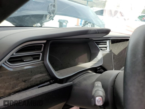 2016 Tesla Model S 90D with VIN 5YJSA1E23GF167938, listed as a Copart auction lot 51703075 with Not provided miles and Salvage title. Bid and sale history available at DreamBid. Image 9.