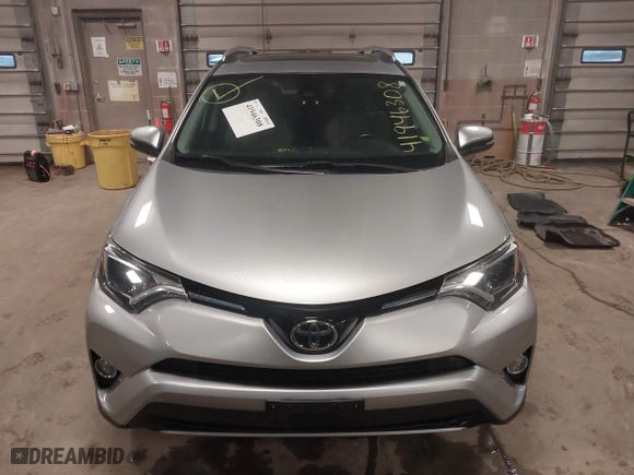 2017 Toyota RAV4 XLE with VIN 2T3RFREV3HW555319, listed as a IAAI auction lot 41946308 with 134,073 mi miles. Bid and sale history available at carsss.com. Image 12.
