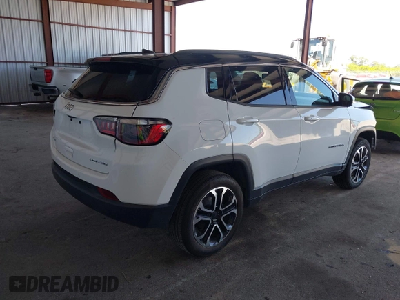 2024 Jeep Compass Limited z VIN 3C4NJDCN6RT597494, wystawiony jako IAAI lot #42538077 z przebiegiem 31 033 mil mil oraz . Historia ofert i sprzedaży dostępna na DreamBid. Obrazek 4.
