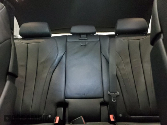 2016 BMW X5 xDrive50i z VIN 5UXKR6C58G0J83648, wystawiony jako Copart lot #58219015 z przebiegiem 96 254 mil mil oraz Szkoda całkowita • Salvage title. Historia ofert i sprzedaży dostępna na DreamBid. Obrazek 10.