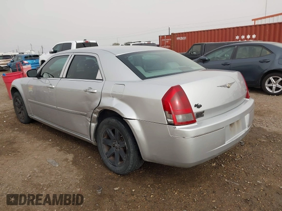 2006 Chrysler 300 Touring with VIN 2C3KA53G36H384442, listed as a IAAI auction lot 41817539 with 129,123 mi miles. Bid and sale history available at carsss.com. Image 3.