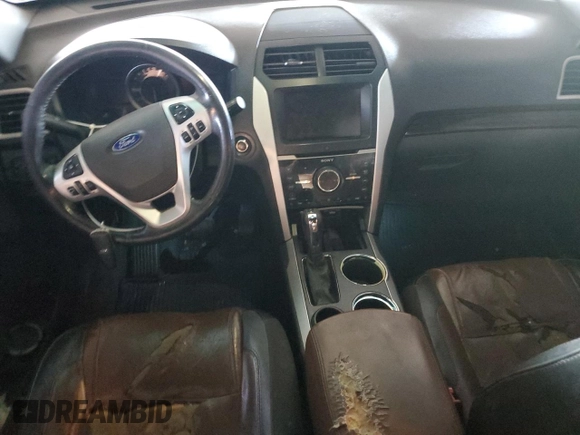2013 Ford Explorer Limited z VIN 1FM5K7F95DGA67099, wystawiony jako Copart lot #68946414 z przebiegiem 187 961 mil mil oraz Szkoda całkowita • Salvage title. Historia ofert i sprzedaży dostępna na DreamBid. Obrazek 8.