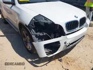 2014 BMW X6 xDrive35i with VIN 5UXFG2C53E0C44047, listed as a IAAI auction lot 42057685 with 145,912 mi miles. Bid and sale history available at carsss.com. Image 6.